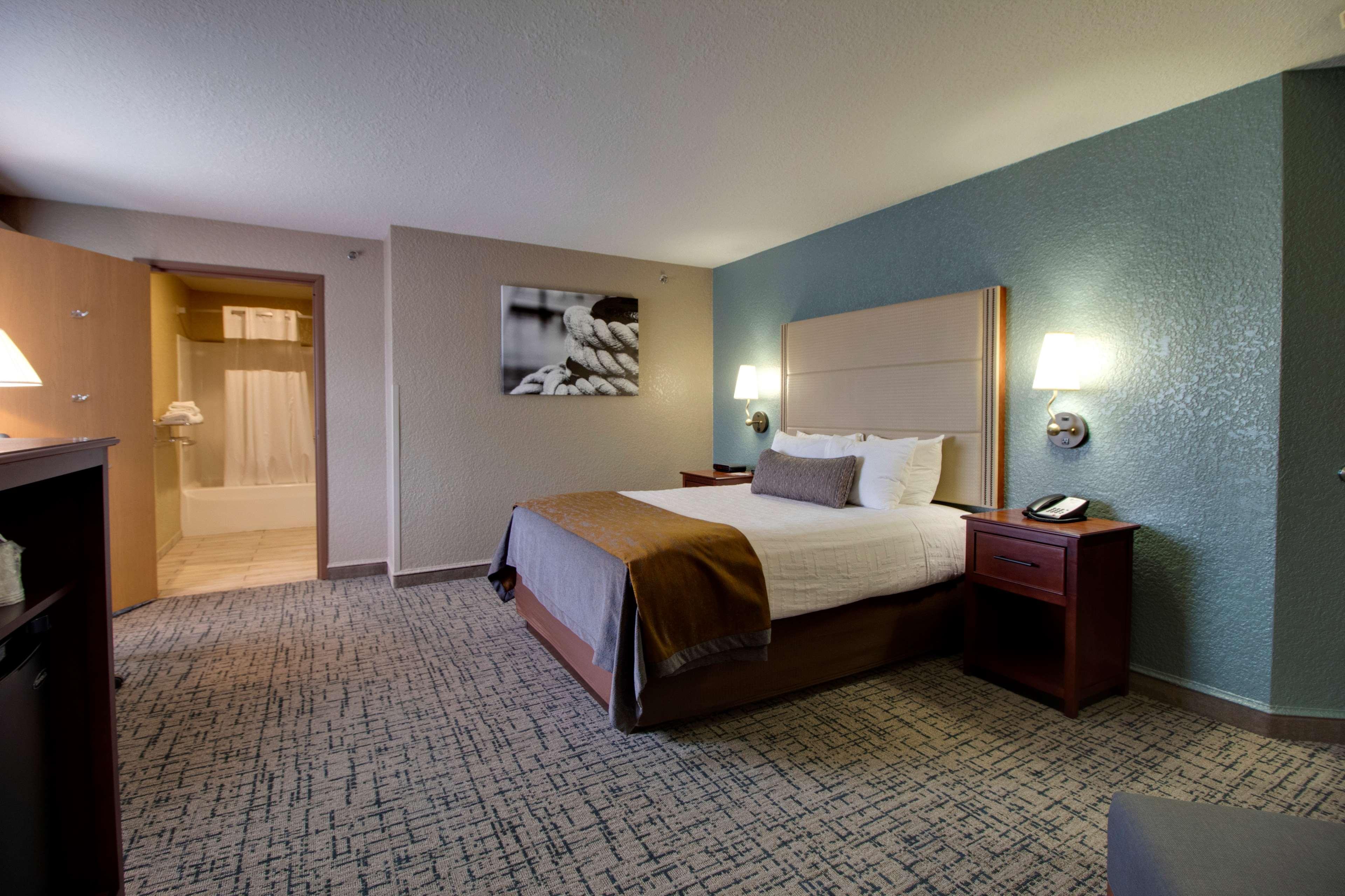 Best Western Harbour Pointe Lakefront Saint Ignace Εξωτερικό φωτογραφία